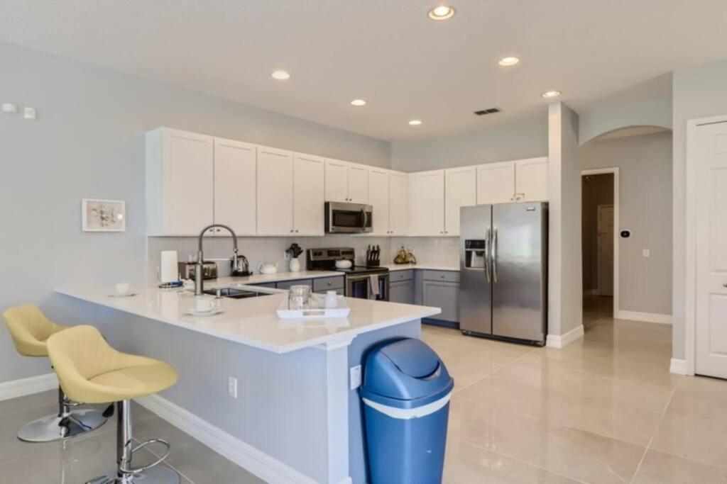 אורלנדו The Marvel Mansion 5Br Pool Home Near Disney World מראה חיצוני תמונה