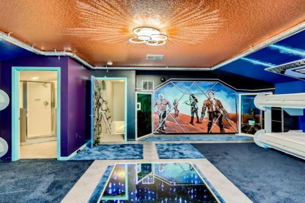 אורלנדו The Marvel Mansion 5Br Pool Home Near Disney World מראה חיצוני תמונה